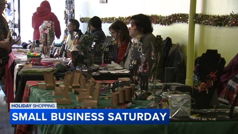 Small Business Saturday: Chicago Businesses In Lincoln Square, Ravenswood, Are