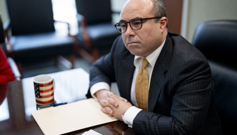 The new federal prosecutor in chicago says the office only